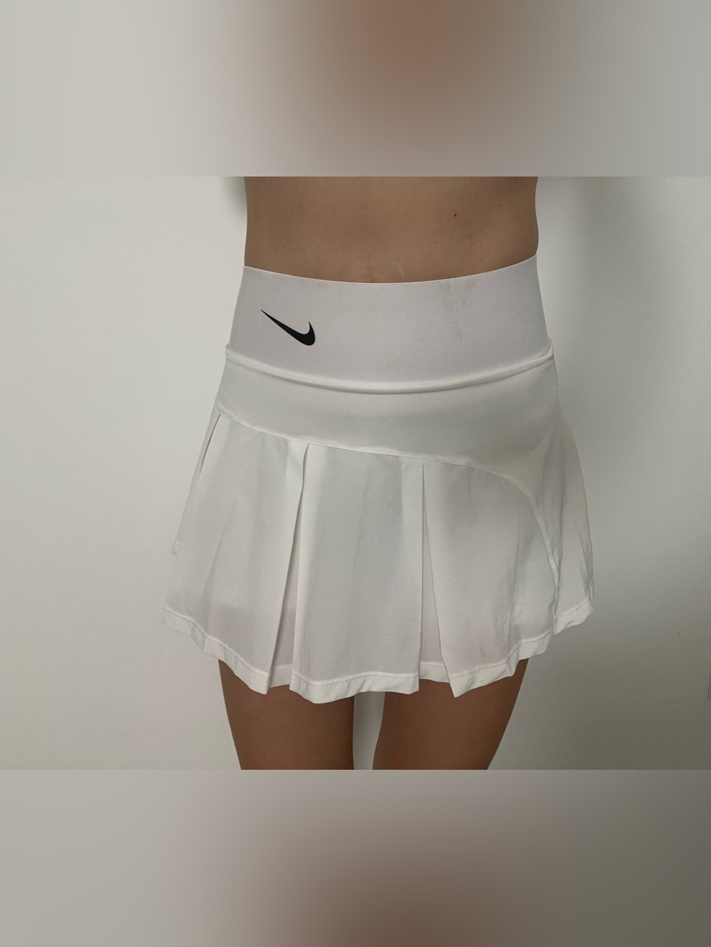 Nike white tennis skort